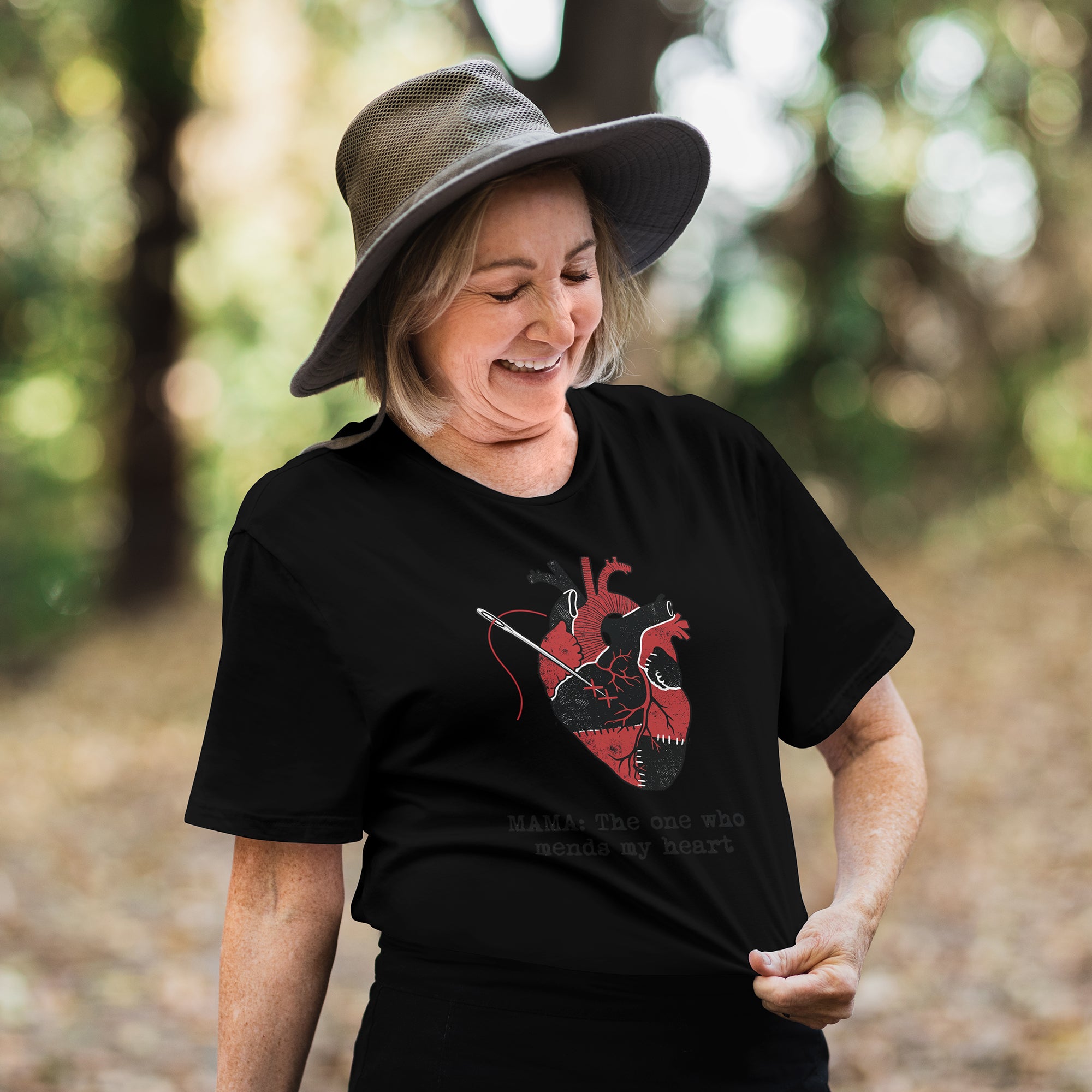 Mama Mends My Heart Graphic T-Shirt – Emotional Mother’s Day Gift