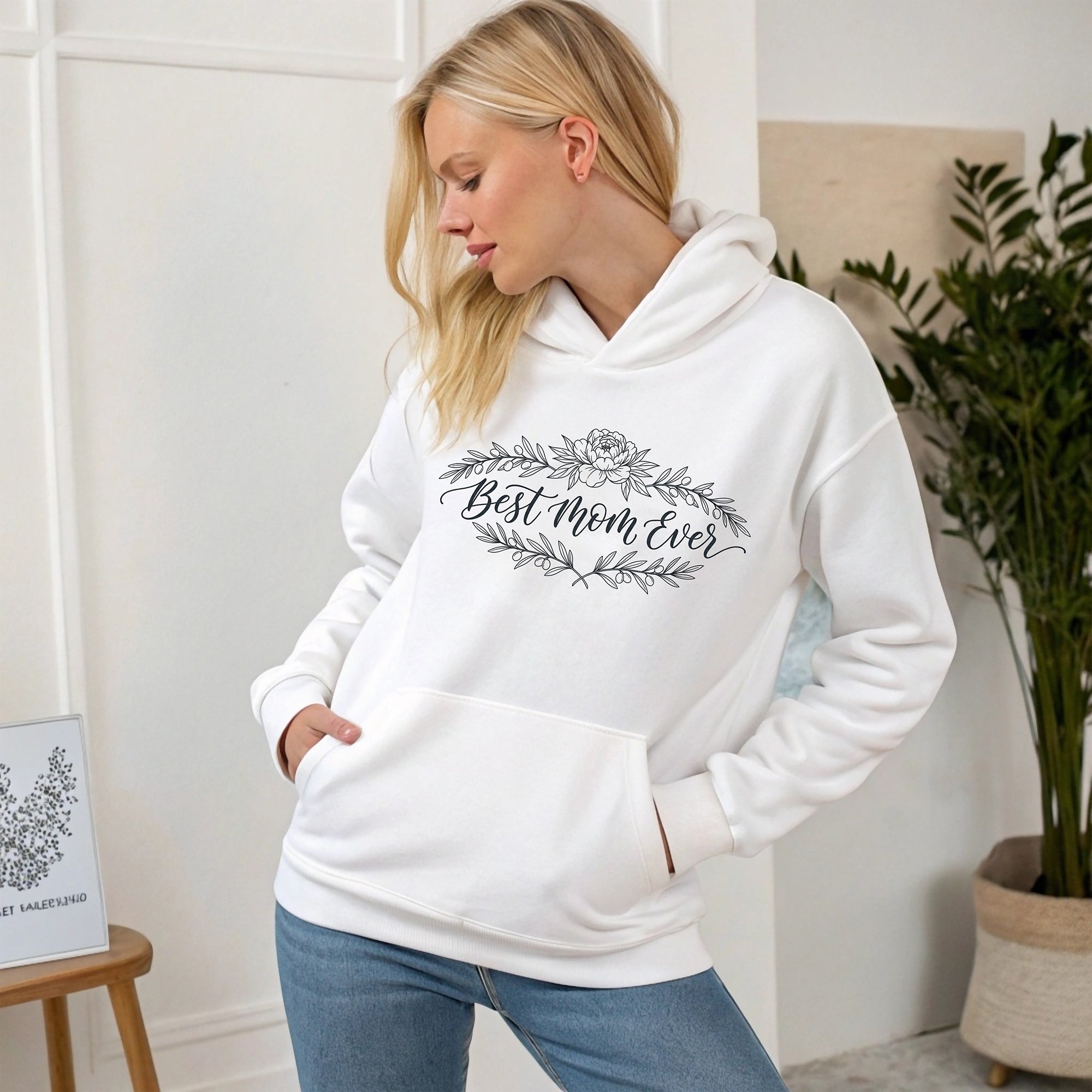 Best Mom Ever Floral Hoodie – Cute & Cozy Gift for Mom