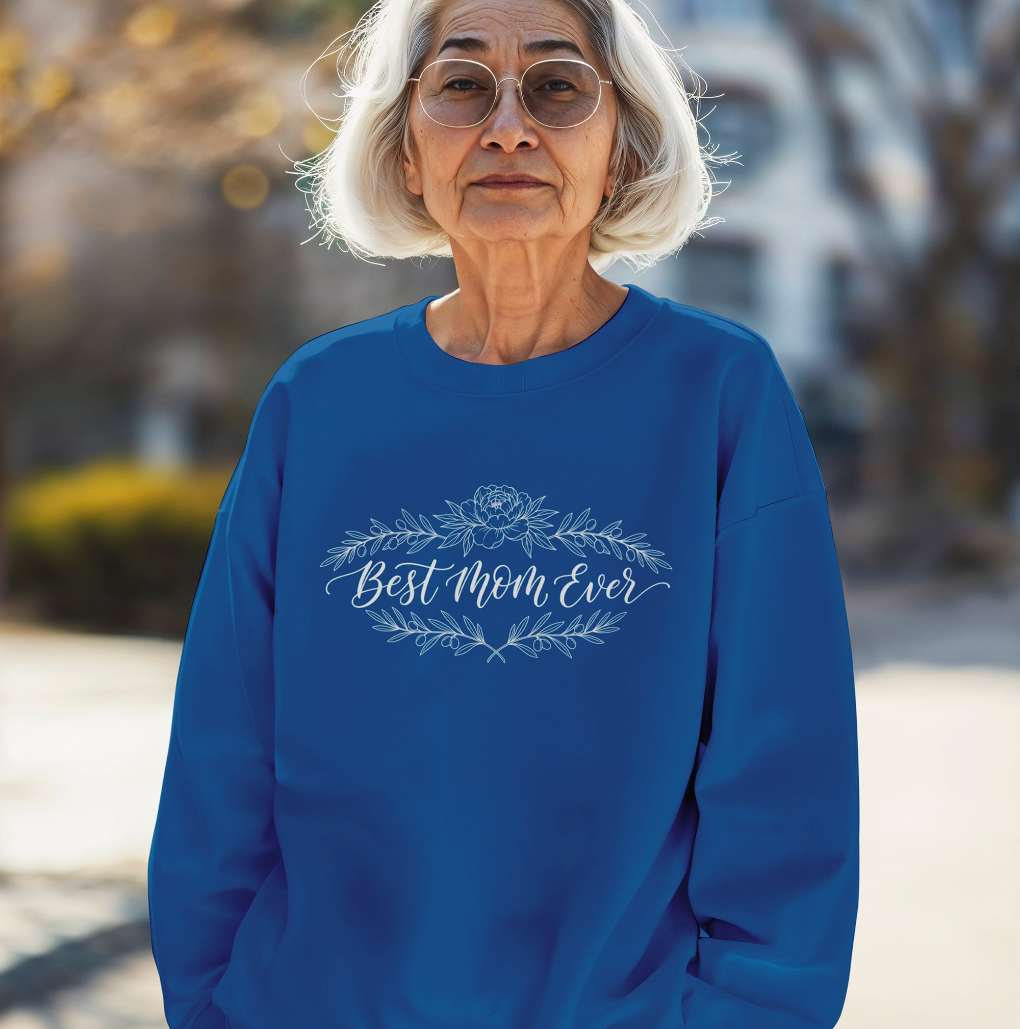 Best Mom Ever Floral Sweatshirt – Cozy Mother’s Day Gift for Mom