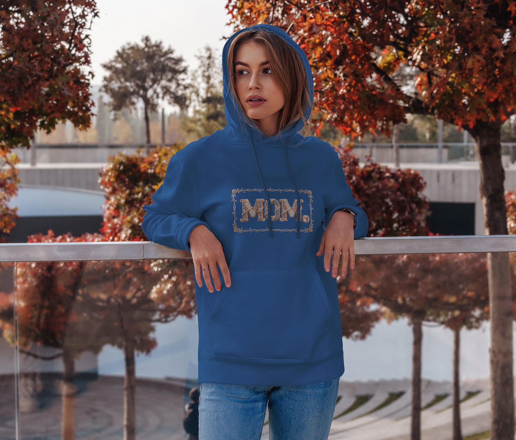 Vintage Floral MOM Hoodie – Elegant & Cozy Mom Gift